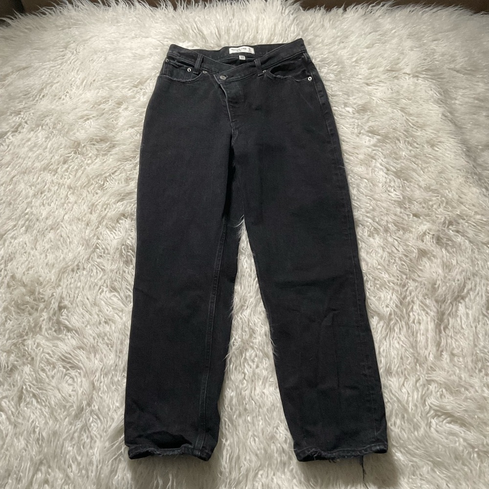 Abercrombie Curve Love The Dad High Rise Jeans‎